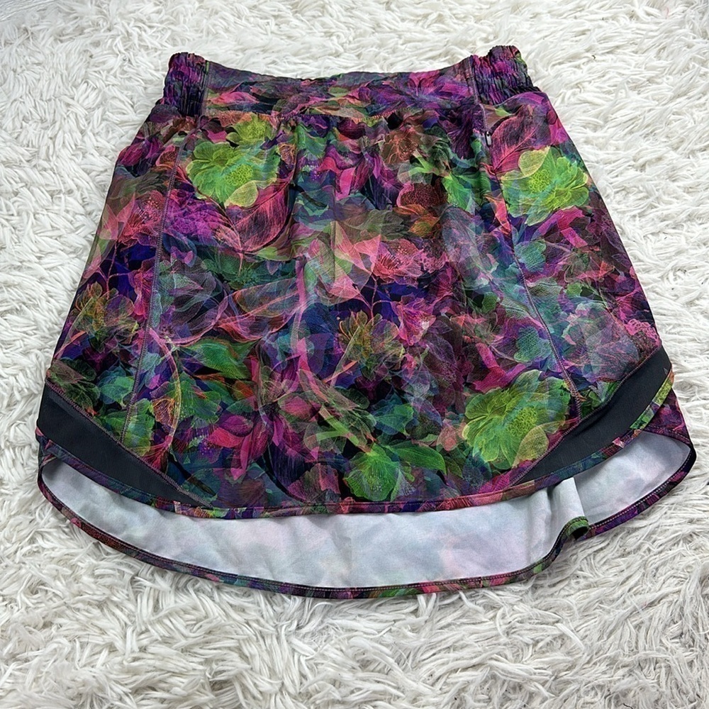 Lululemon Hotty Hot High-Rise Skirt *Long Vivid Floral Tone Multi / Graphite Gre